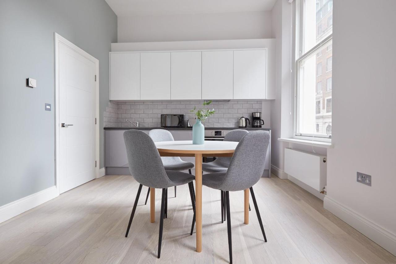 Willa 1VH Virginia House, 31 Bloomsbury Way Londyn Zewnętrze zdjęcie
